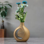 1pc Modern Nordic Resin Golden Crescent Moon Vase Luxury Home
